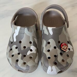 CROCS Kids Gray Camo Slippers with Character